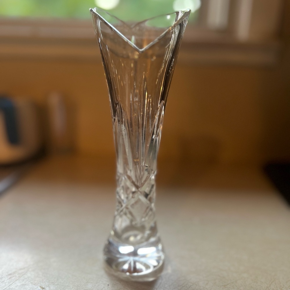 Waterford Crystal Clear Vase (small-no box) - Picture 1 of 1